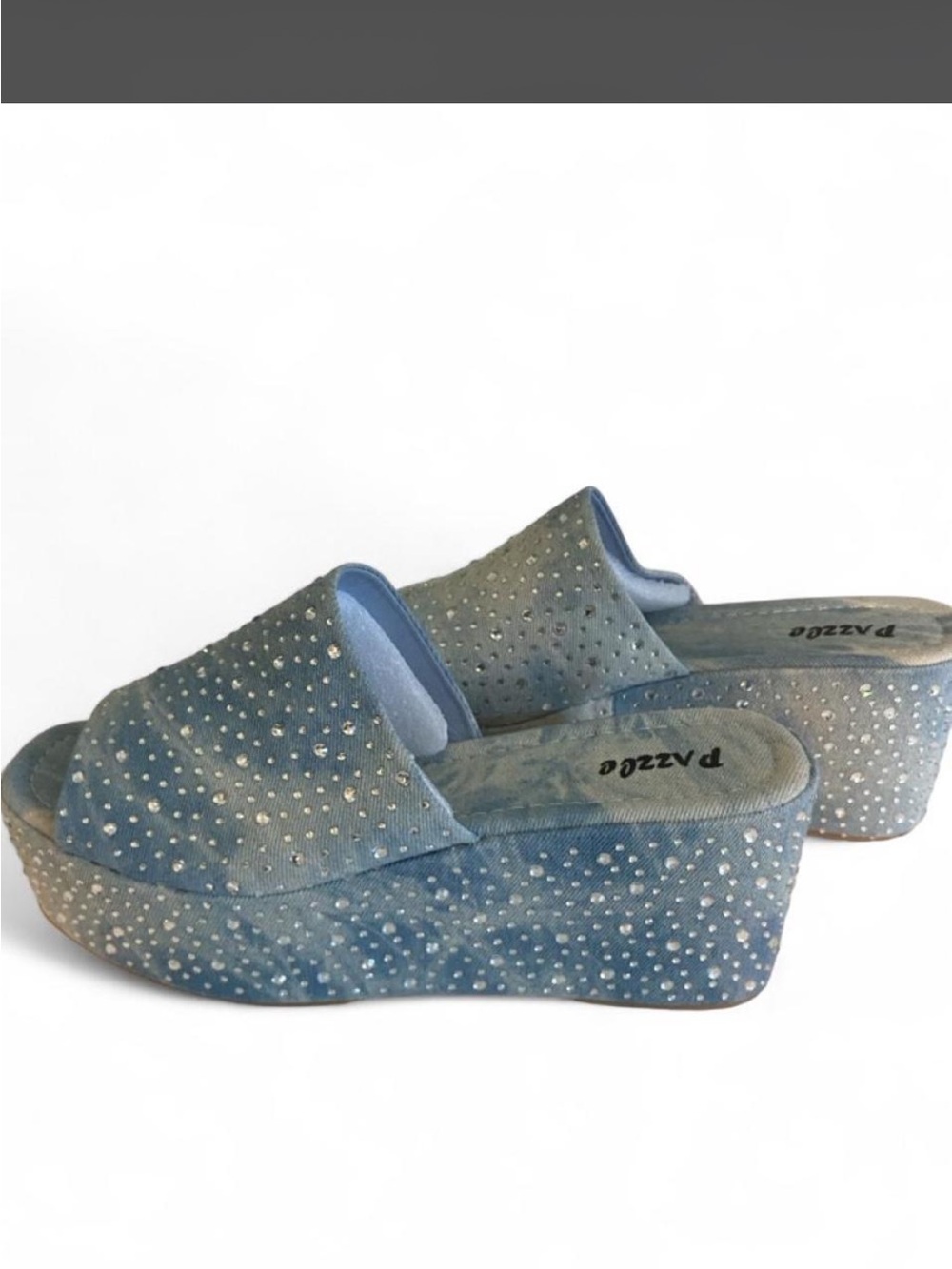 Akira PAZZLE Light Blue Rhinestone Platform Slide Sandals size 10